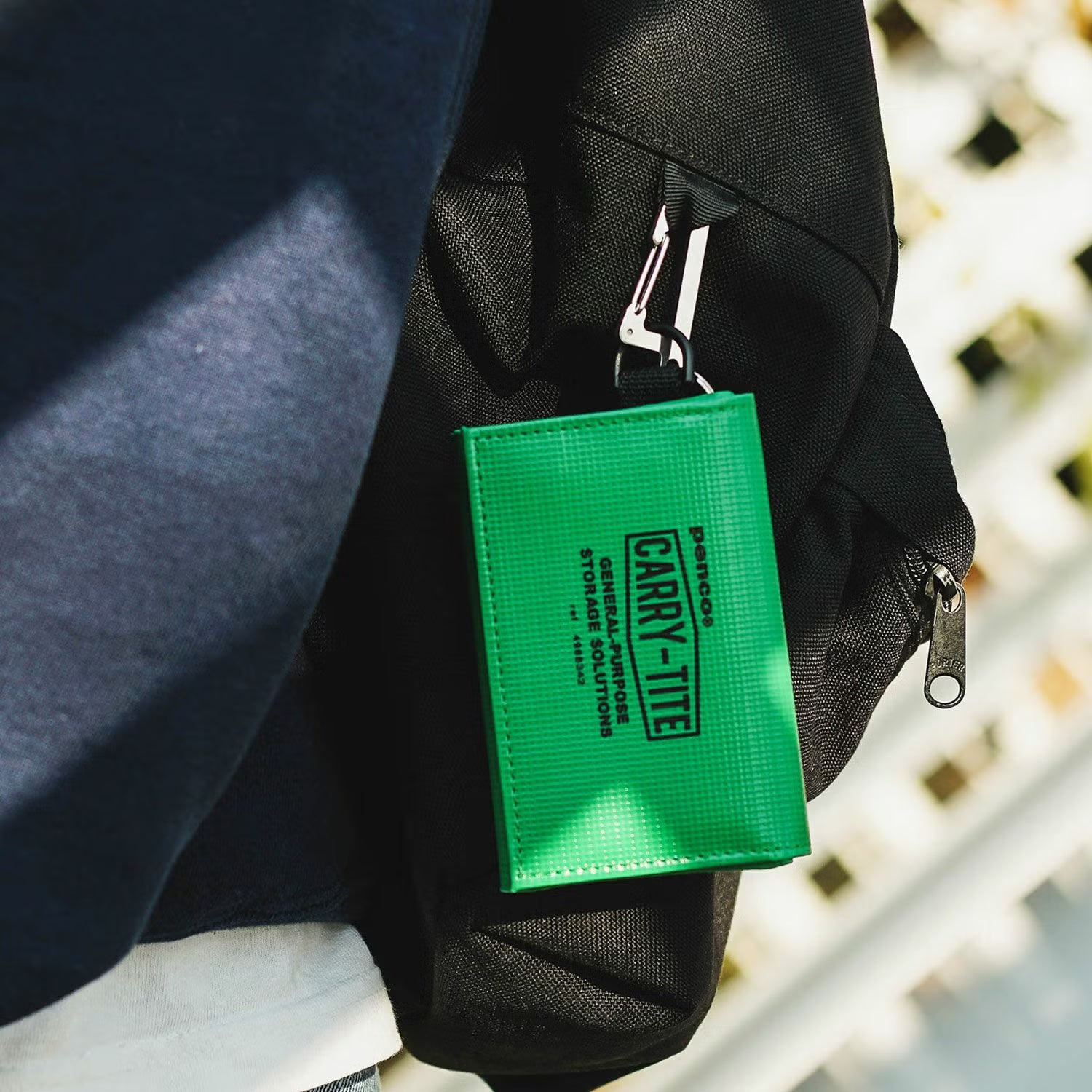 Carry Tite Case with D-Ring Small - Green