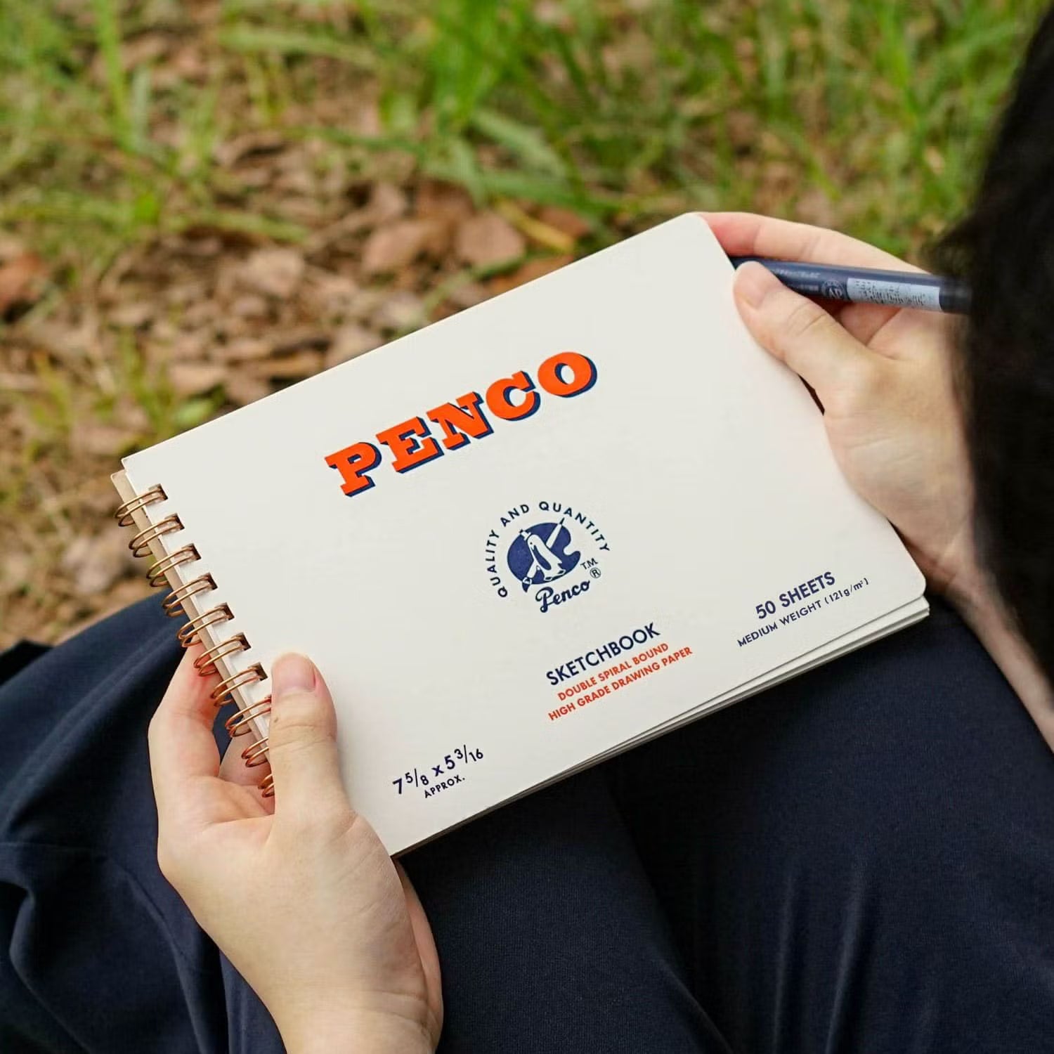 Sketchbook B5 Medium - Red