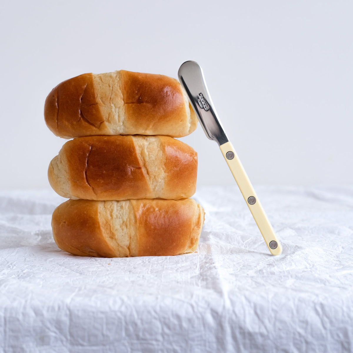 Sabre Paris Bistrot Solid Butter Spreader Ivory – detail