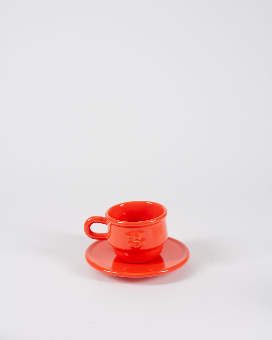 Kantine Saucer Set - Red x Freja Wewer