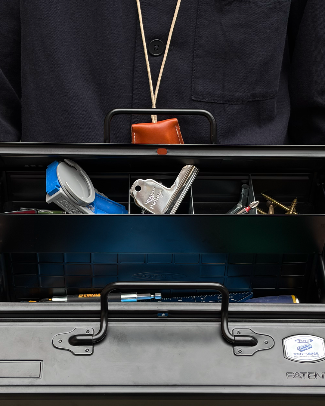 Cantilever Toolbox ST-350 - Black