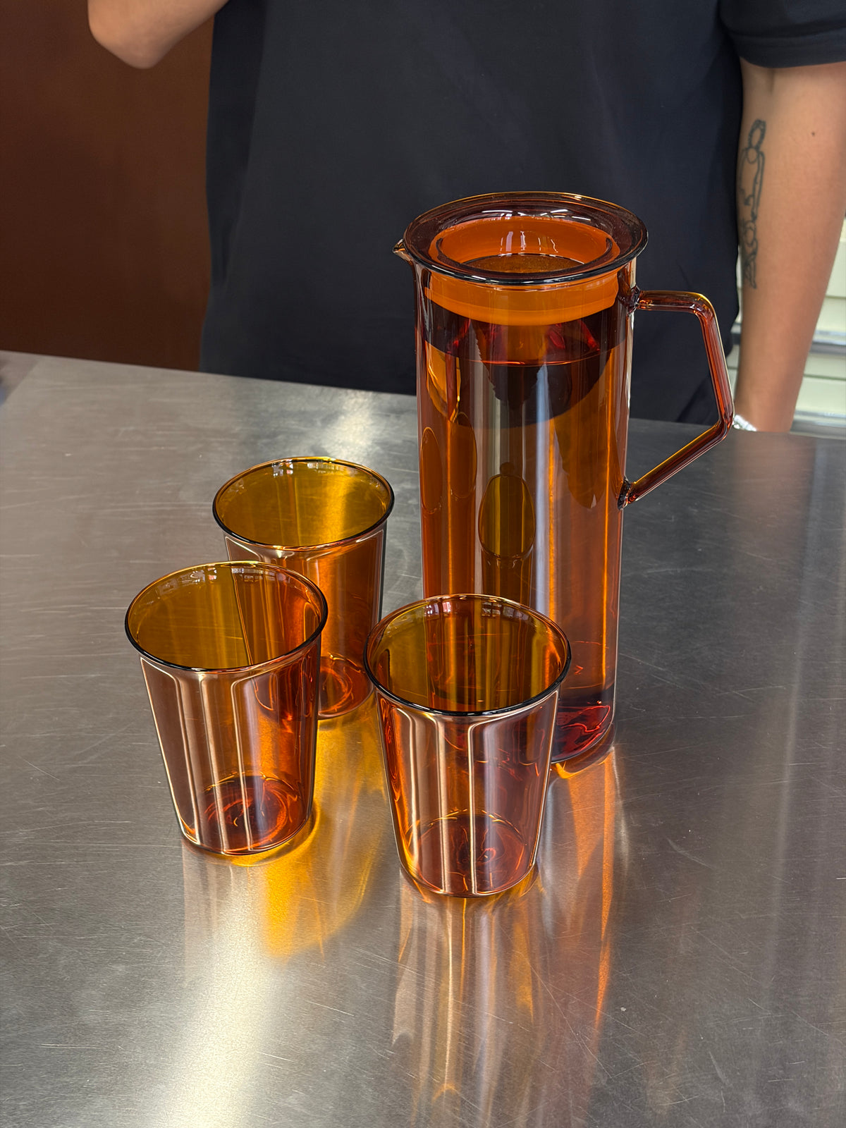 Cast Amber Table Set – Cast Amber glass 350ml x4 + Amber jug 1.2L