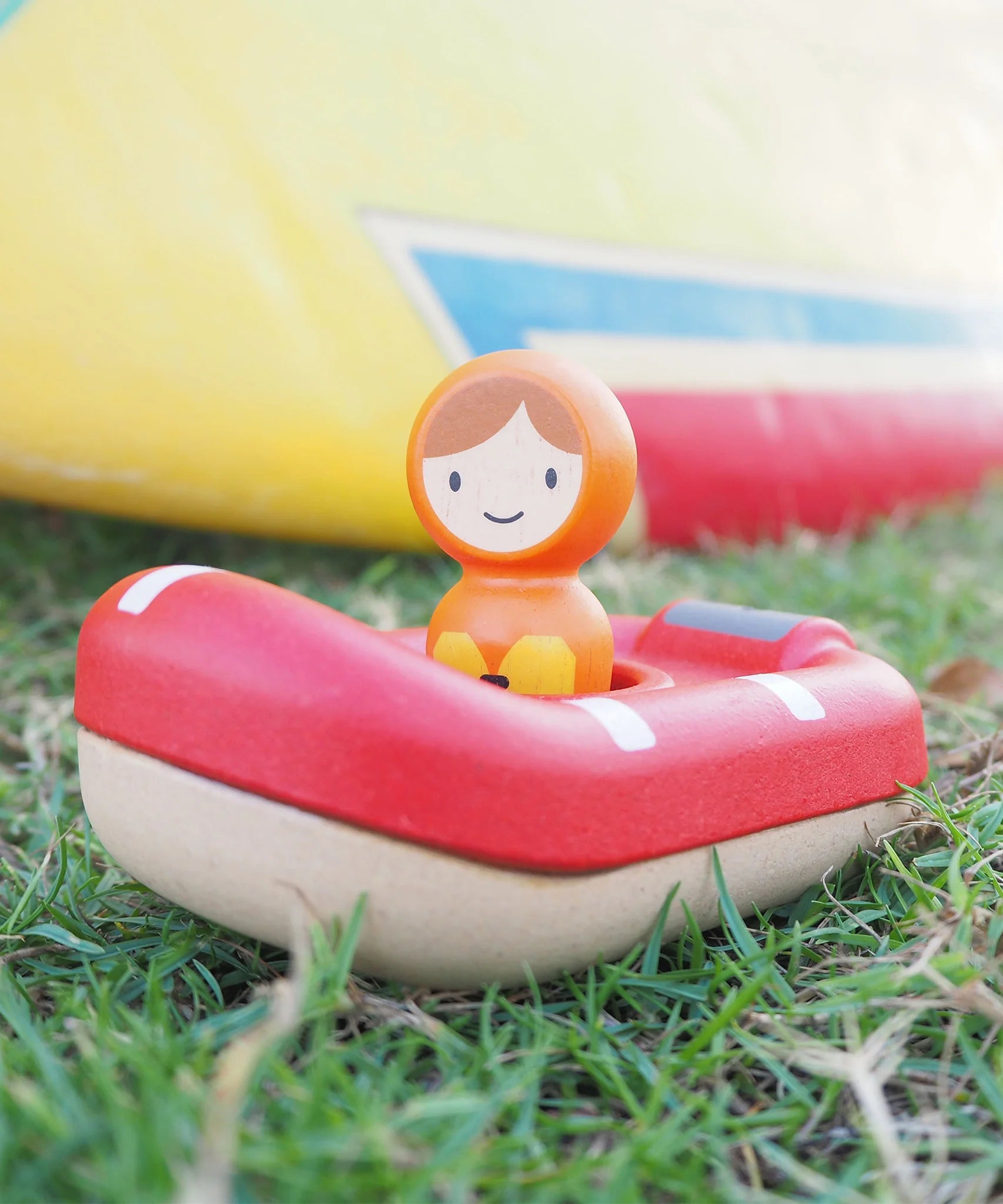 Plan Toys - Coast Guard Boat Bath Toy