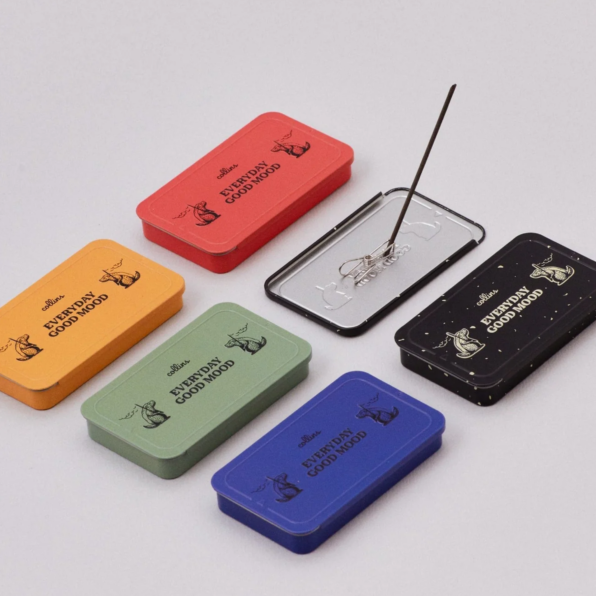 Collins - Fluffy Pillow