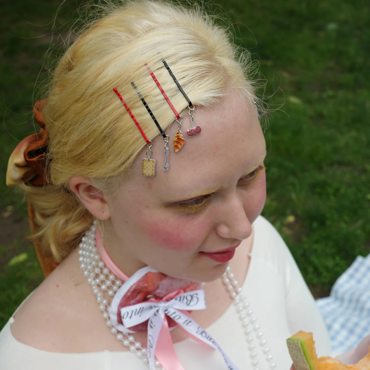 Chunks - Checker Claw | Picnic Bobby Pins