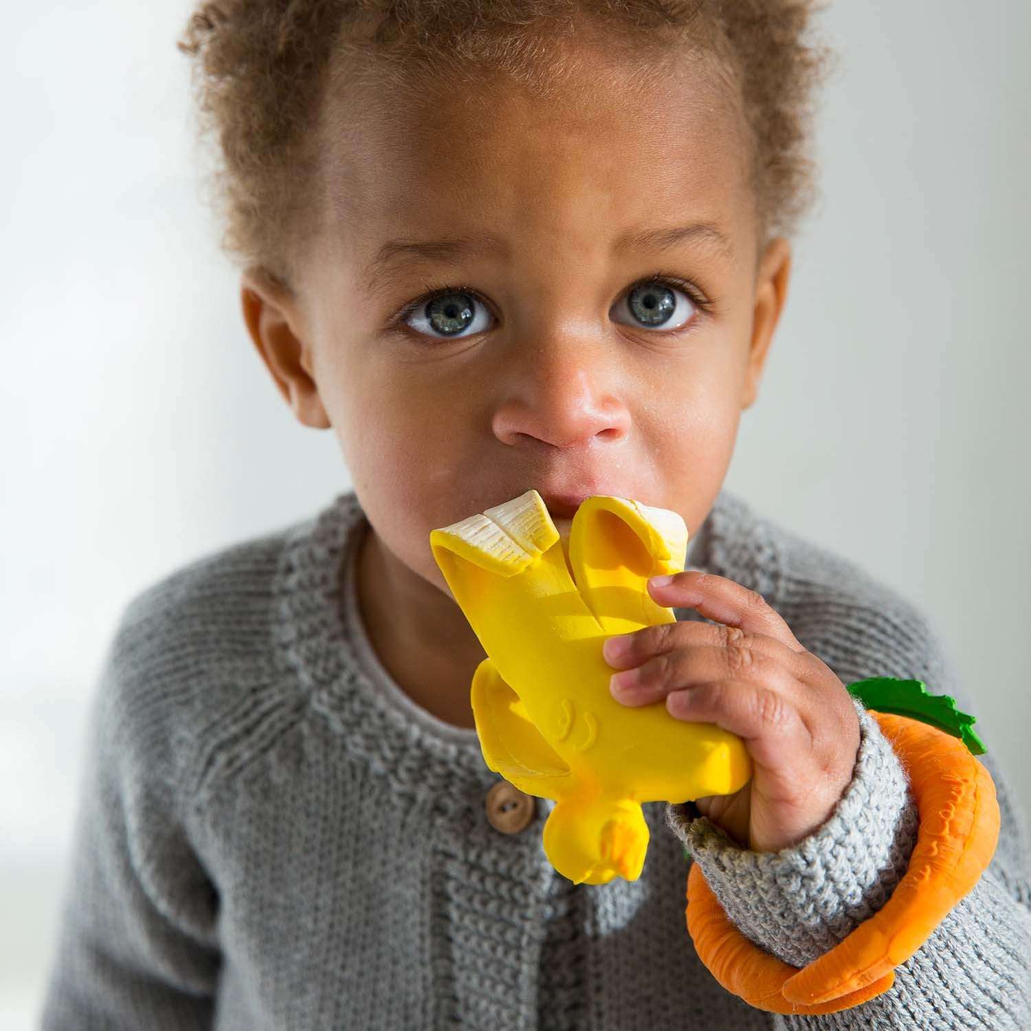 Oli&Carol - Ana Banana Baby Teether