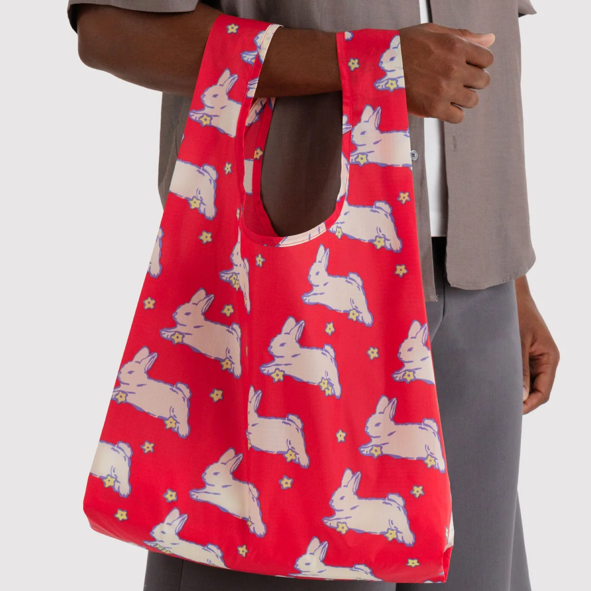 Bunnies print Baggu Standard Bag in recycled ripstop nylon