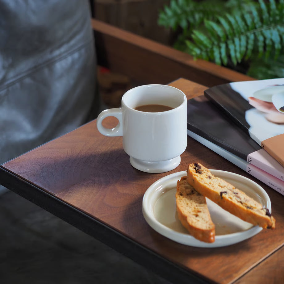 Smith Stacking Footed Mug - Vanilla