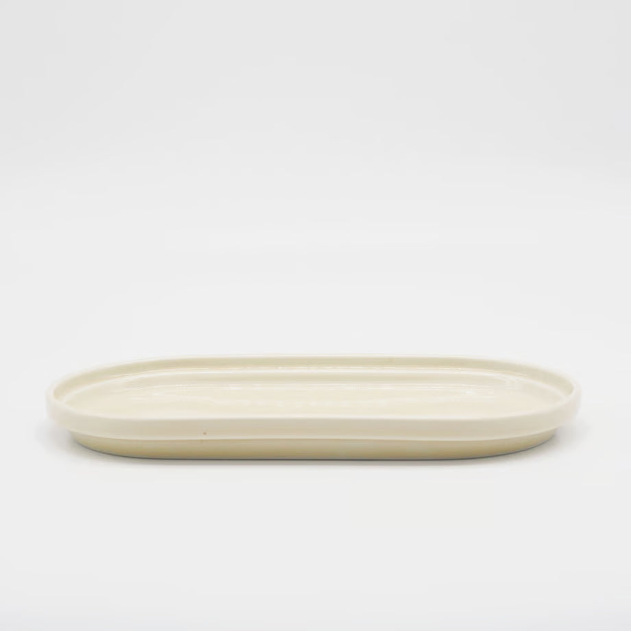Smith Stacking Oval Plate - Vanilla