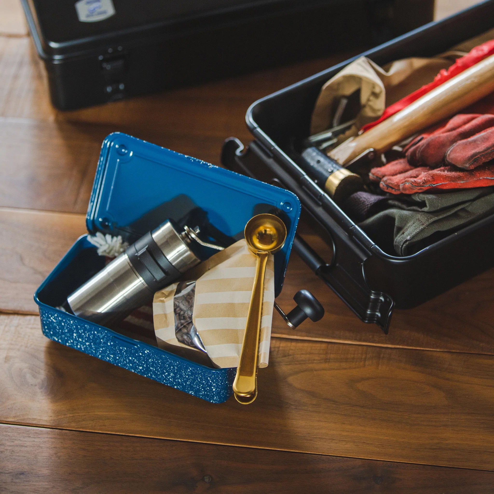 TOYO - Trunk Shape Toolbox T-190 | Japanese indigo
