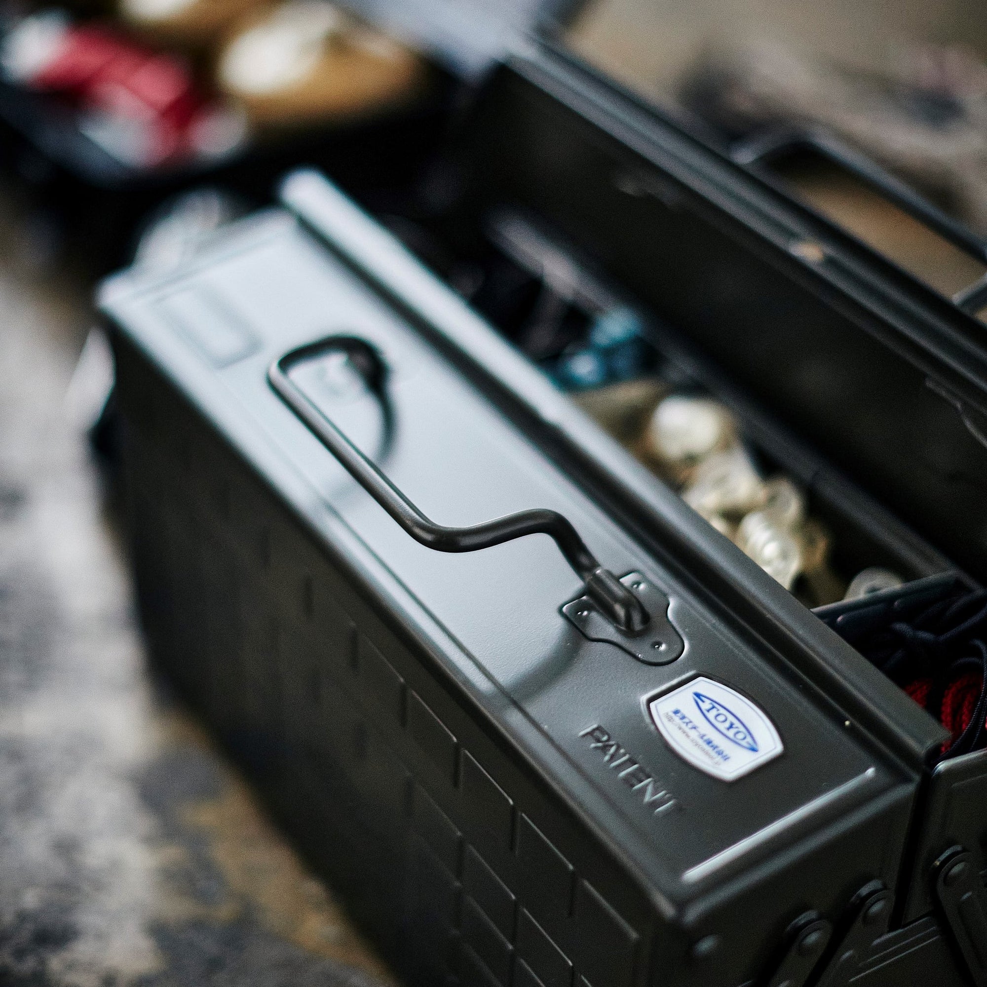 TOYO - Cantilever Toolbox ST-350 | Moss green